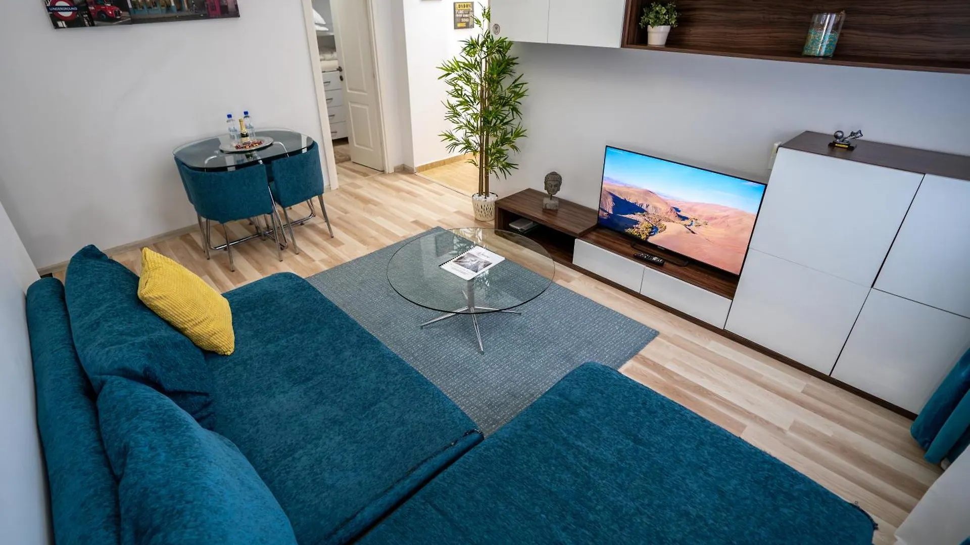 Downtown, Close To Old Town, Family Friendly - Ivo10 Bucharest Romania