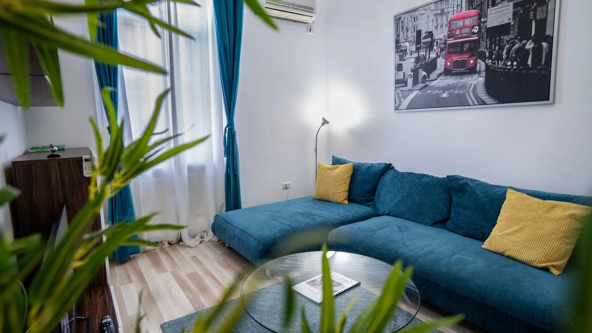 Apartment Downtown, Close To Old Town, Family Friendly - Ivo10 Bucharest